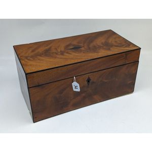 Georgian tea caddy, flame mahogany twin reservoir internally…