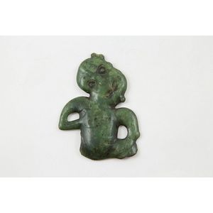 Superb 18th century hei tiki pounamu greenstone pendant in…