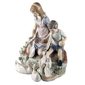 Vintage unsigned Lladro (Spain) ceramics - price guide and values