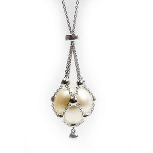 CHANEL Large Grey Pearl Pendant Necklace – JDEX Styles