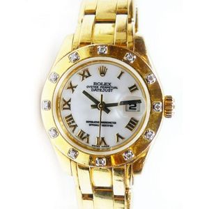 Rolex Oyster Perpetual Lady Date 26mm White Mother of Pearl Dial with Yellow