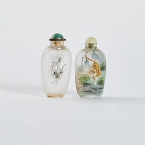 Mid 20th. Century Chinese Reverse Painted Glass Snuff Bottle, Flowers —  East2West Furniture