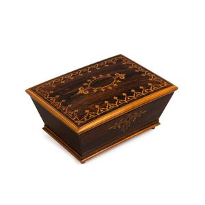 An antique English rosewood jewellery casket with boxwood…