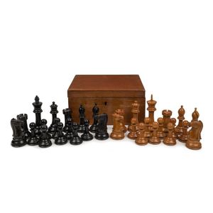 Staunton antique English chess set in boxwood and ebony, housed…