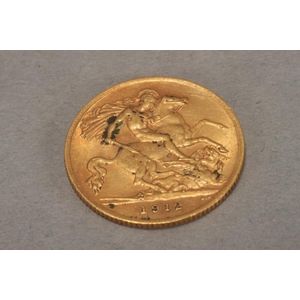 1912 George V gold half sovereign, weight approx 3.99gm,…