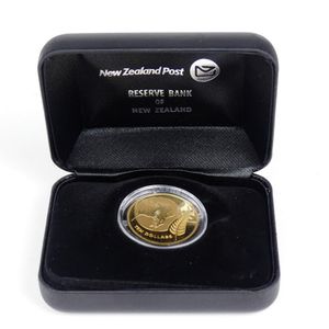 A 2011 New Zealand $10 gold proof kiwi coin, 24ct, 1/4 ounce,…