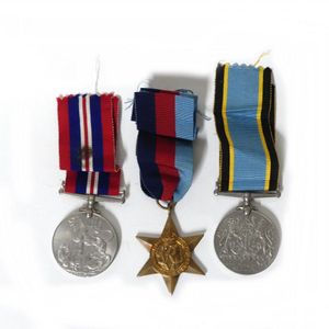 WWII Medals with Ribbons - Medals, Badges, Insignia - Militaria & Weapons