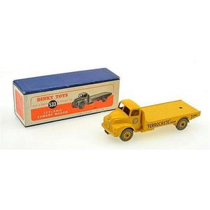 Dinky toys 533 Leyland cement wagon, 'Ferrocrete Saves Time'…
