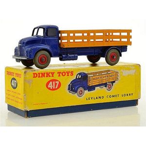 Dinky 417 Leyland Comet lorry with dark blue cab, yellow…