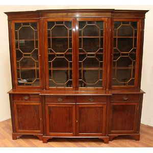 A fine English mahogany four door breakfront bookcase having&hellip;
