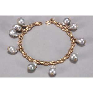 The Butterfly Baroque Pearl Bracelet 6.5 Inches / Silver