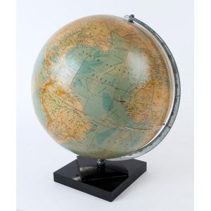 Vintage Globe Terrestre Universal, World Globe French 23cm, the George F.  Cram., Inc-french World Globe 