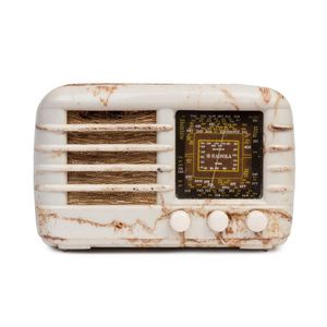 A.W.A Radiola mottled cappuccino bakelite radio, 20 cm high, 30…