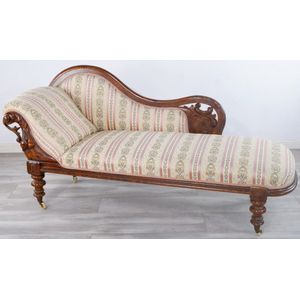When was the chaise longue born? History and evolution