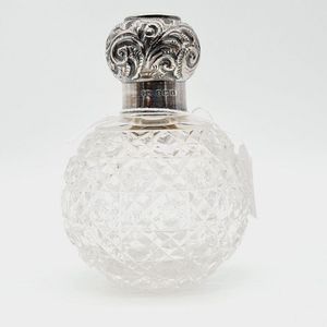 Crystal perfume and scent bottle - price guide and values