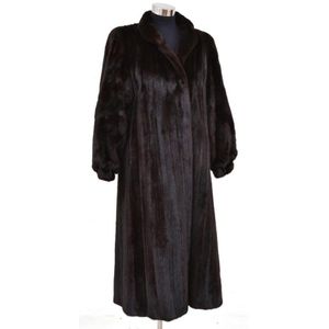 emilio gucci fur coat
