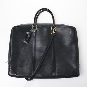 Louis Vuitton Neo Robusto 3 Briefcase Taiga Leather at 1stDibs