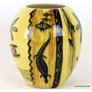 A Martin Boyd Creamy yellow glazed Pottery vase, mid 20th… - Boyd ...