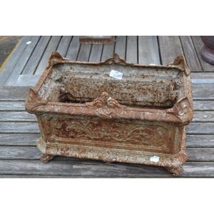 Antique French cast iron rectangular planter, approx 27 cm high,…