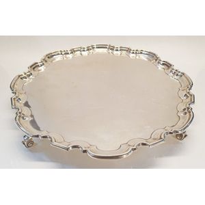 A George VI silver salver, shaped circular with pie crust rim,&hellip;