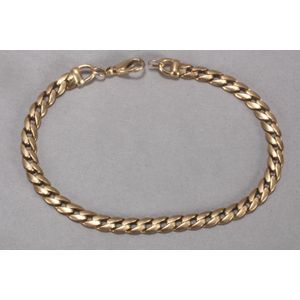 9ct Gold Bracelet with Flattened Curb Link Design, Parrot Clasp ...