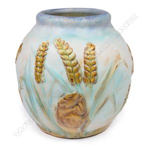 A Bourne Denby (Danesby Ware) stoneware vase c.1930s, decorated&hellip;