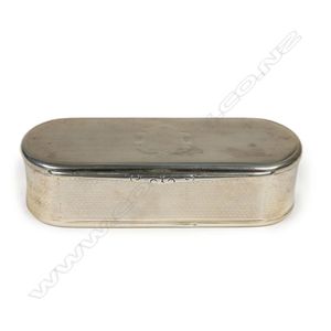 Royal Box Classic Snuff Box with Tube silver
