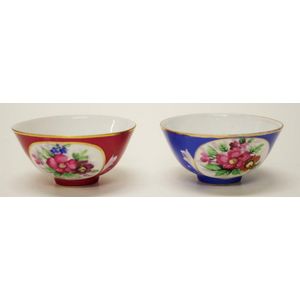 Pair of hand painted Russian porcelain bowls with floral…