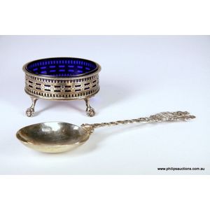 A sterling silver spoon and a large salt cellar 1902 London,…