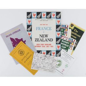 Souvenir Programmes: Selection comprising 1947 Scotland vs…
