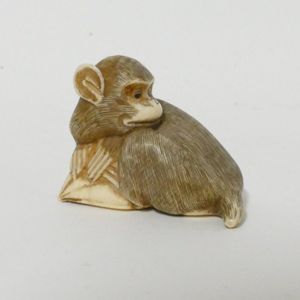 Monkey Netsuke with Chestnut - Netsuke - Oriental