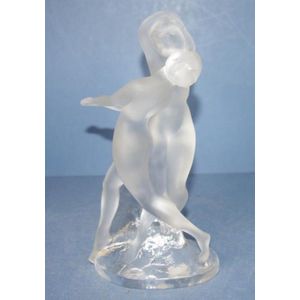 Lalique Crystal 'Two Dancers' Figurine, 1960 - French - Glass Lalique Crystal 'Two Dancers' Figurine, 1960 - French - Glass
