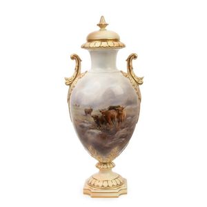 Royal Worcester Porcelain shops Pot Pourri Jar and Cover, Puce Mark Royal Worcester England 1892, shape No.1326, H.10cm, W.12cm