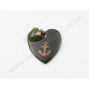 New Zealand Colonial greenstone heart pendant mounted with gold…