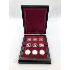 Royal Mint Queen Elizabeth II 40th Anniversary Coronation Crown…