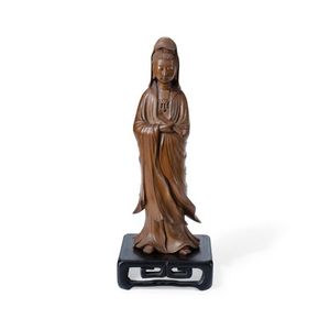 Kwan-yin Statue Chinese Carving Crafts Temple Ornament Wooden Decoration 