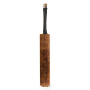 Don Bradman: 'Sykes - Don Bradman - World Record' Cricket Bat,…