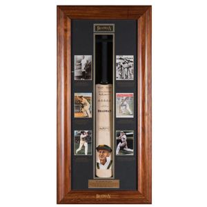 Don Bradman, attractive display comprising full size cricket…