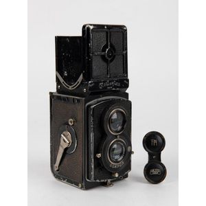 Lot 242 - A Rollei Rolleiflex Old Standard Model K2