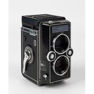 Vintage German Rollei and Rolleicord cameras - price guide Vintage German Rollei and Rolleicord cameras - price guide