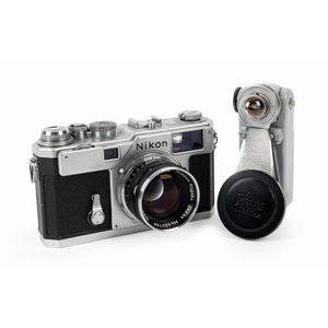 Nippon Kogaku: Black-dial Nikon S2 rangefinder camera…