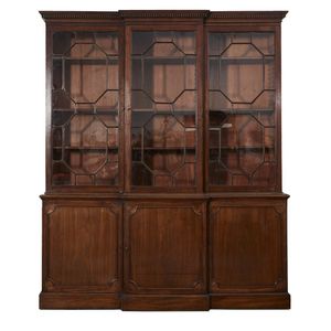 A George III mahogany breakfront bookcase, having a moulded and&hellip;