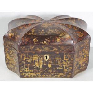 Regency pumpkin shape chinoiserie tea caddy, lacquered & gold…