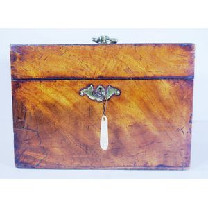 George III Tea caddy / box flame mahogany with original axe…