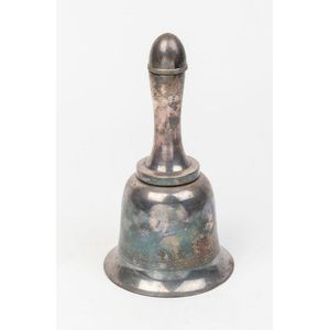 Bells Whiskey silver plated decanter by Kingsway plate, England,…