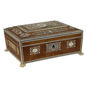 Anglo-Indian sewing box with bone and ivory decoration on four…