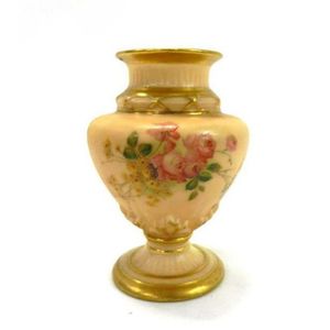 Royal Worcester (England) vases, other - price guide and values