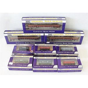 Nine various Dapol freight carriages, three large, six small…