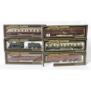 Six Mainline models, including five long carriages and…