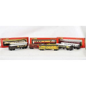 Nine Tri-Ang Hornby models, passenger cars and two freight…